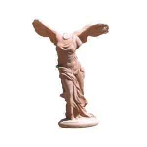 Terakotová socha Nike ze Samothráky s roztaženými křídly